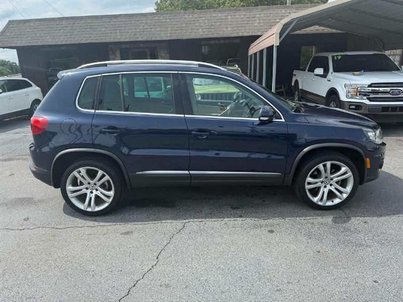 Volkswagen Tiguan S 2013