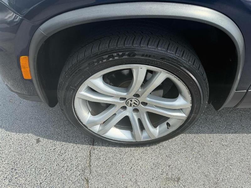 Volkswagen Tiguan S 2013