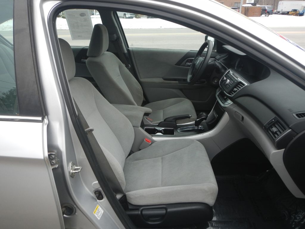 Honda Accord 4dr Sedan EX Auto 2013