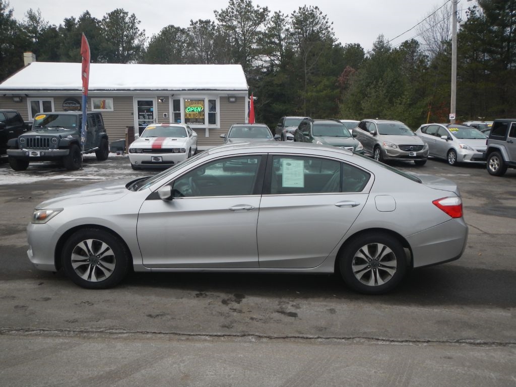 Honda Accord 4dr Sedan EX Auto 2013