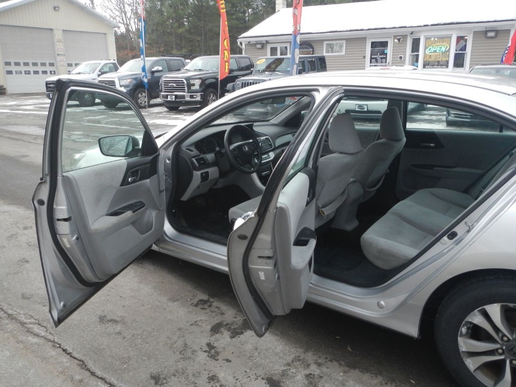 Honda Accord 4dr Sedan EX Auto 2013