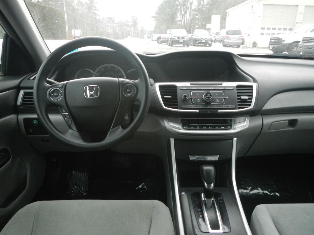 Honda Accord 4dr Sedan EX Auto 2013