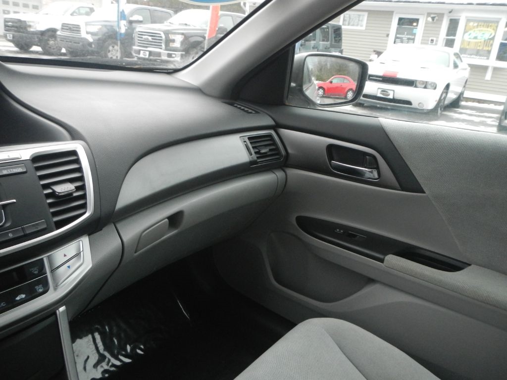 Honda Accord 4dr Sedan EX Auto 2013