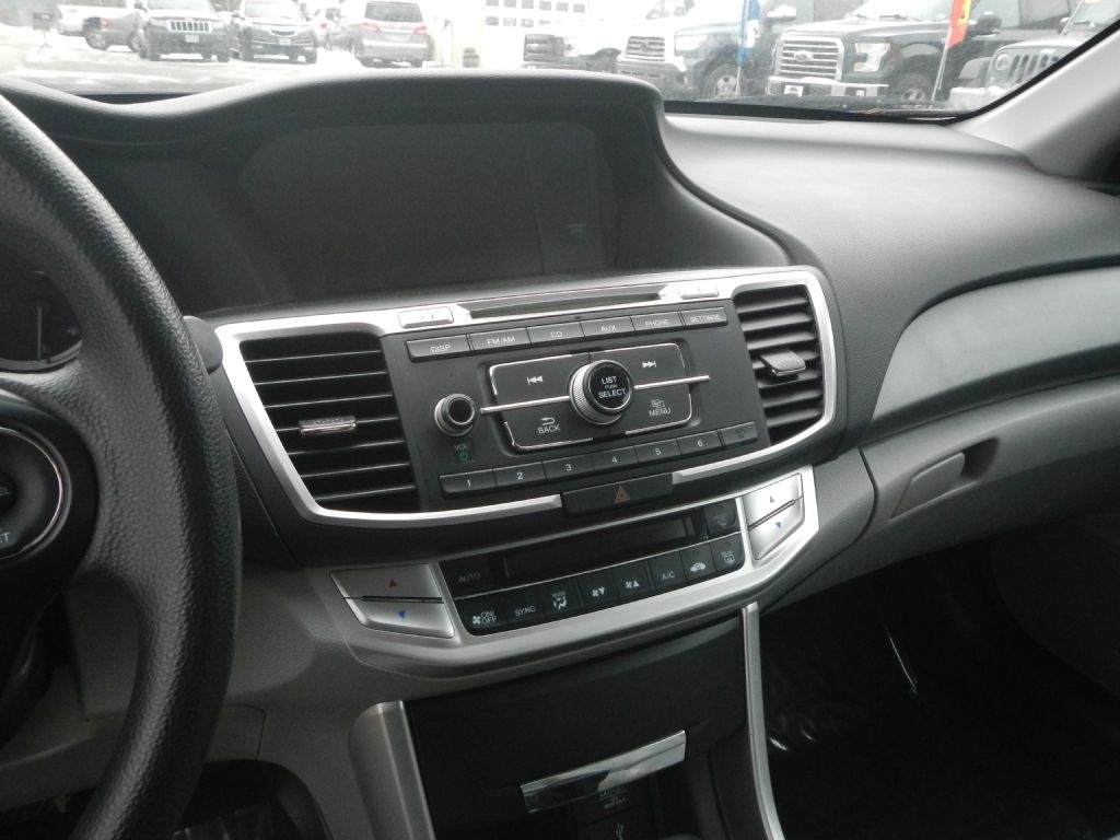 Honda Accord 4dr Sedan EX Auto 2013