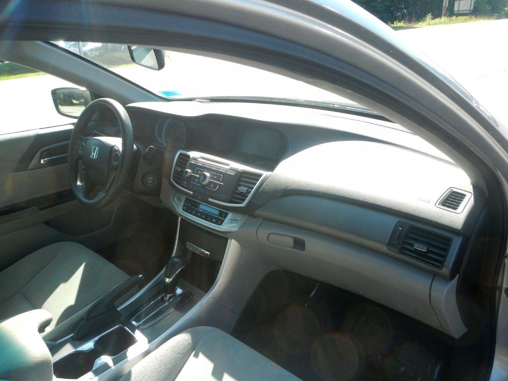 Honda Accord 4dr Sedan EX Auto 2013