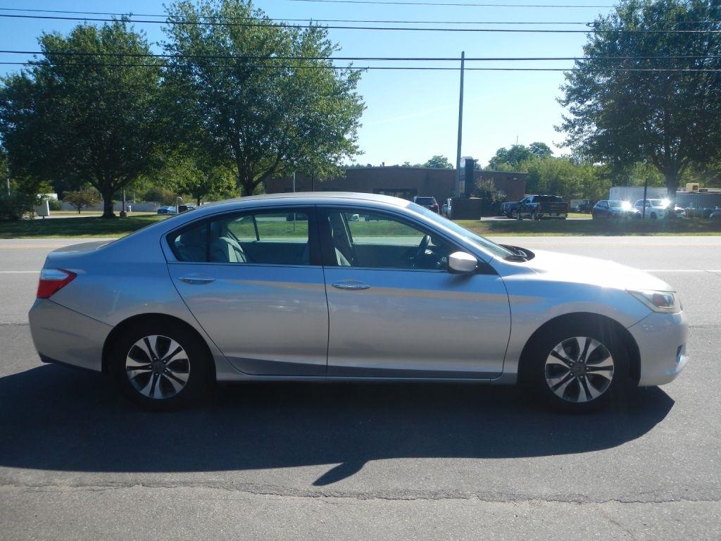 Honda Accord 4dr Sedan EX Auto 2013