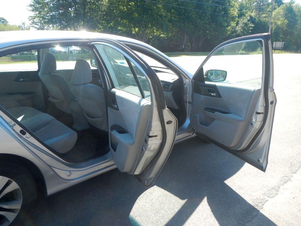 Honda Accord 4dr Sedan EX Auto 2013