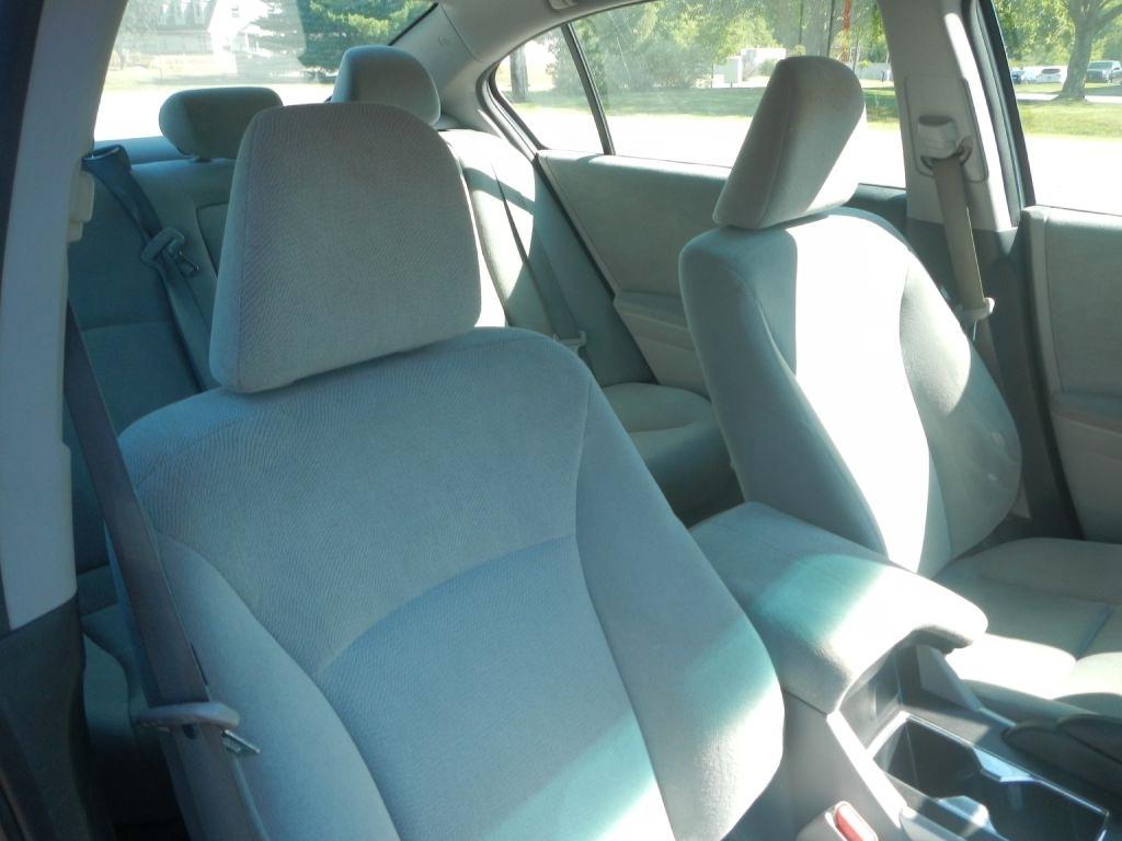 Honda Accord 4dr Sedan EX Auto 2013