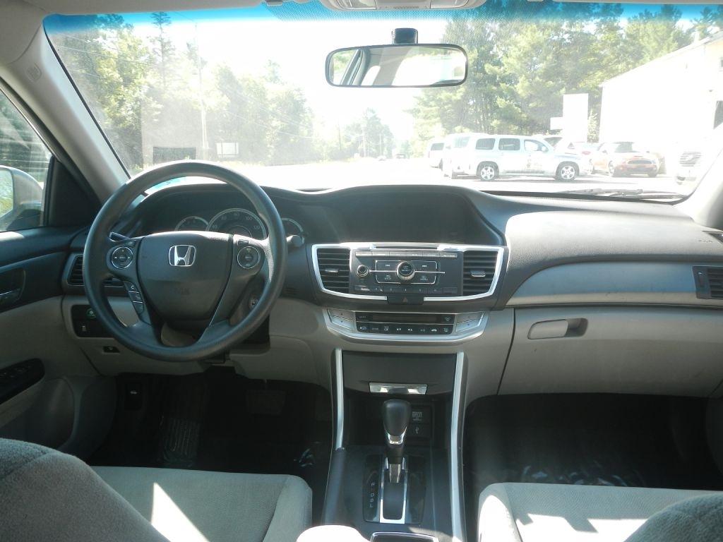 Honda Accord 4dr Sedan EX Auto 2013