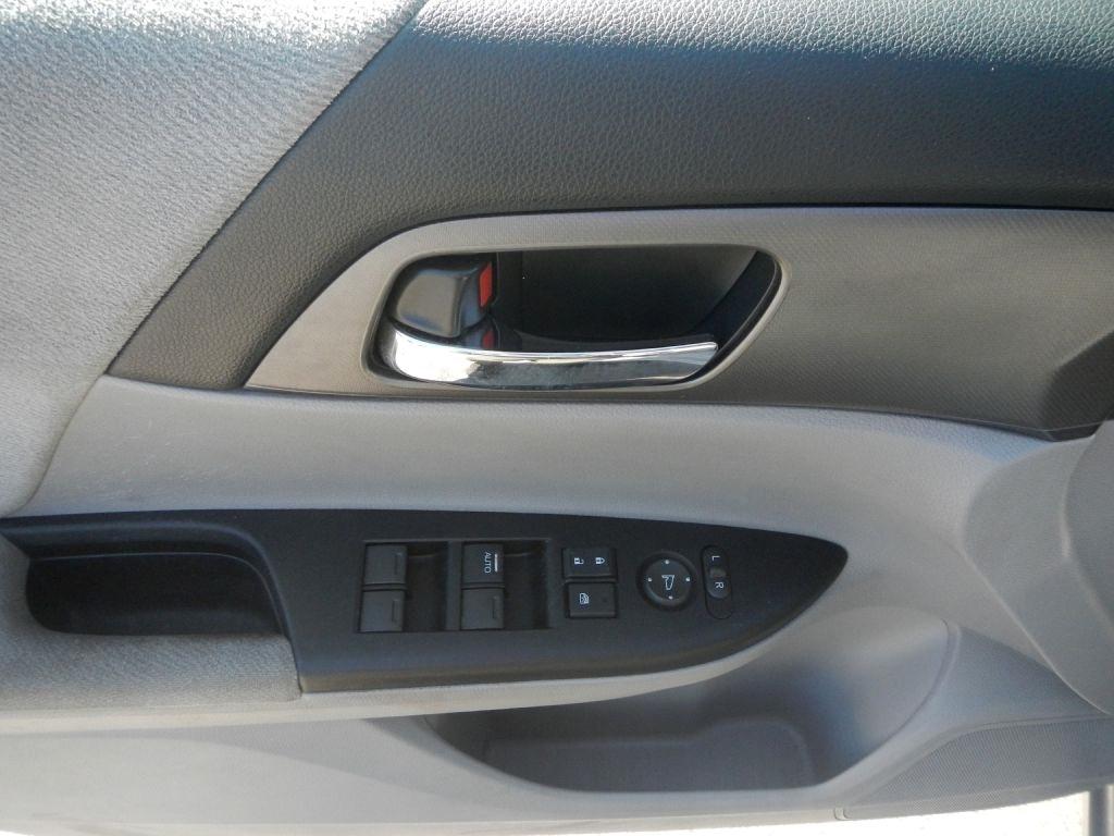 Honda Accord 4dr Sedan EX Auto 2013