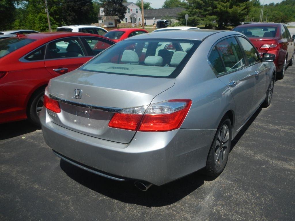Honda Accord 4dr Sedan EX Auto 2013