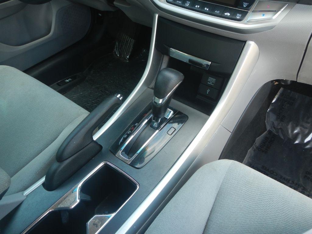 Honda Accord 4dr Sedan EX Auto 2013