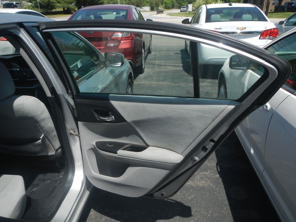 Honda Accord 4dr Sedan EX Auto 2013