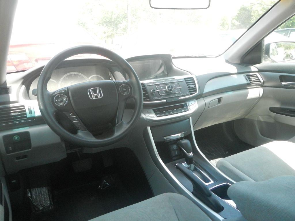 Honda Accord 4dr Sedan EX Auto 2013