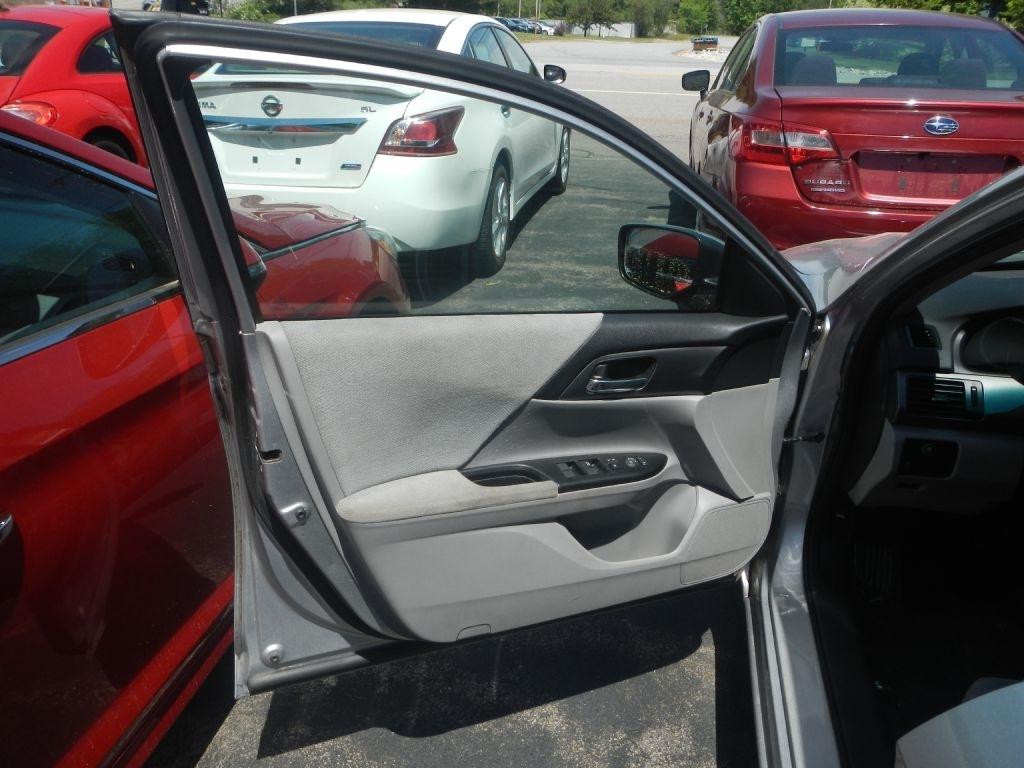 Honda Accord 4dr Sedan EX Auto 2013