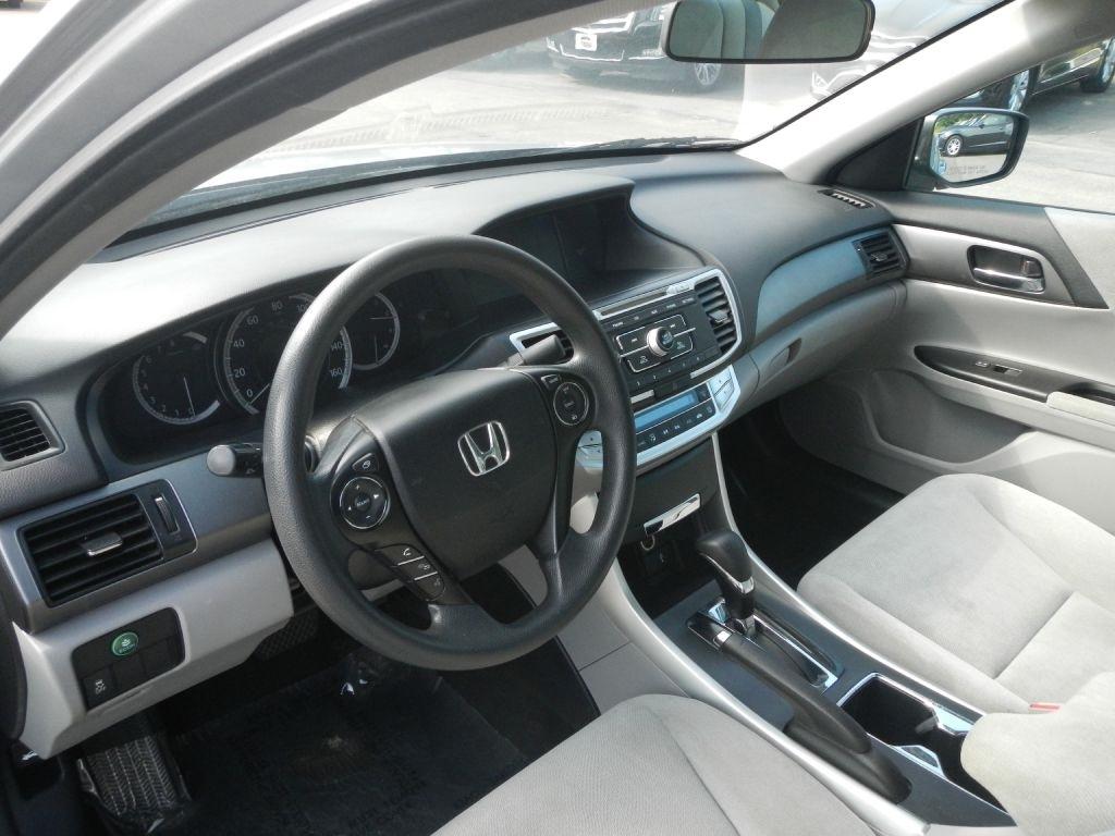 Honda Accord 4dr Sedan EX Auto 2013