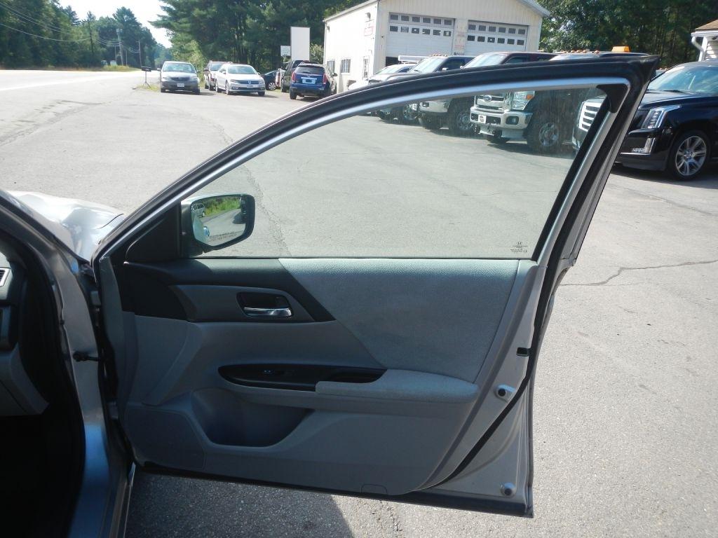 Honda Accord 4dr Sedan EX Auto 2013