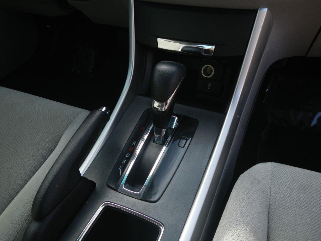 Honda Accord 4dr Sedan EX Auto 2013