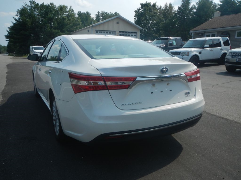 Toyota Avalon Hybrid XLE Premium 2015 Toyota Avalon Hybrid XLE Premium 2015