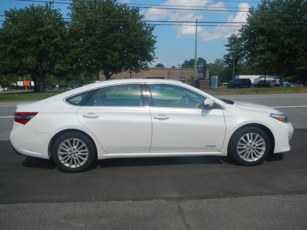 Toyota Avalon Hybrid XLE Premium 2015 Toyota Avalon Hybrid XLE Premium 2015