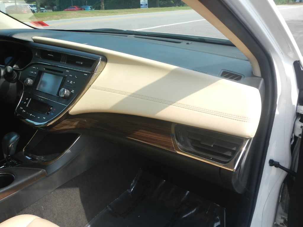 Toyota Avalon Hybrid XLE Premium 2015 Toyota Avalon Hybrid XLE Premium 2015