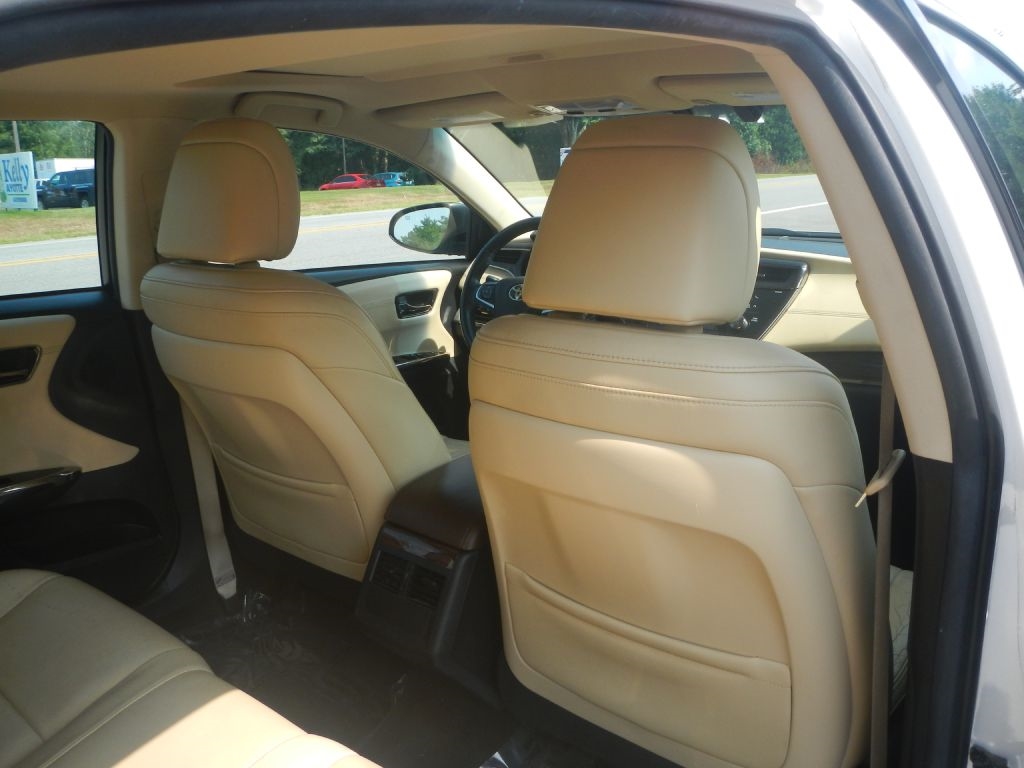 Toyota Avalon Hybrid XLE Premium 2015 Toyota Avalon Hybrid XLE Premium 2015