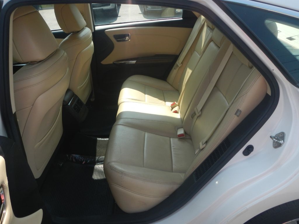 Toyota Avalon Hybrid XLE Premium 2015 Toyota Avalon Hybrid XLE Premium 2015