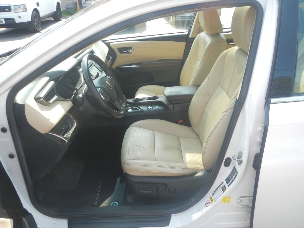 Toyota Avalon Hybrid XLE Premium 2015 Toyota Avalon Hybrid XLE Premium 2015