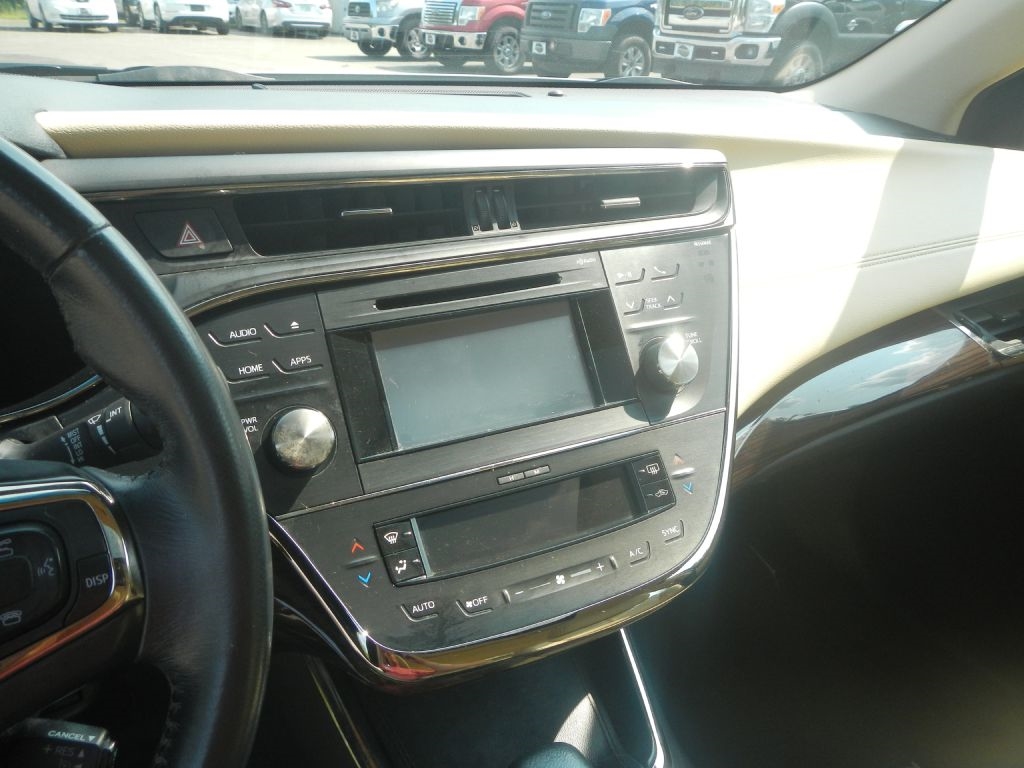 Toyota Avalon Hybrid XLE Premium 2015 Toyota Avalon Hybrid XLE Premium 2015