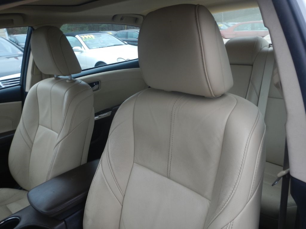 Toyota Avalon Hybrid XLE Premium 2015