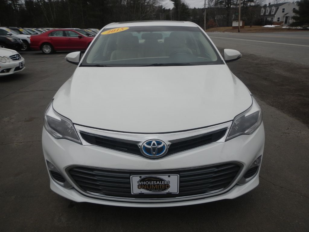 Toyota Avalon Hybrid XLE Premium 2015