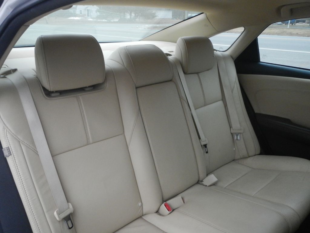 Toyota Avalon Hybrid XLE Premium 2015