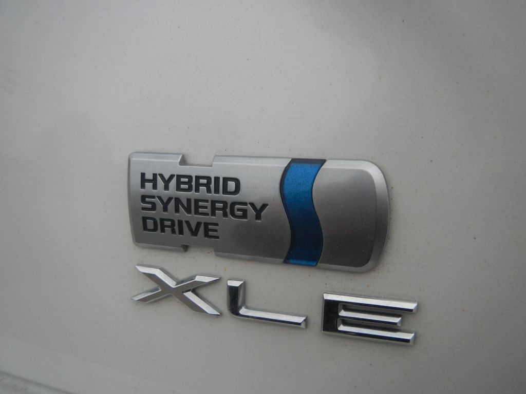 Toyota Avalon Hybrid XLE Premium 2015
