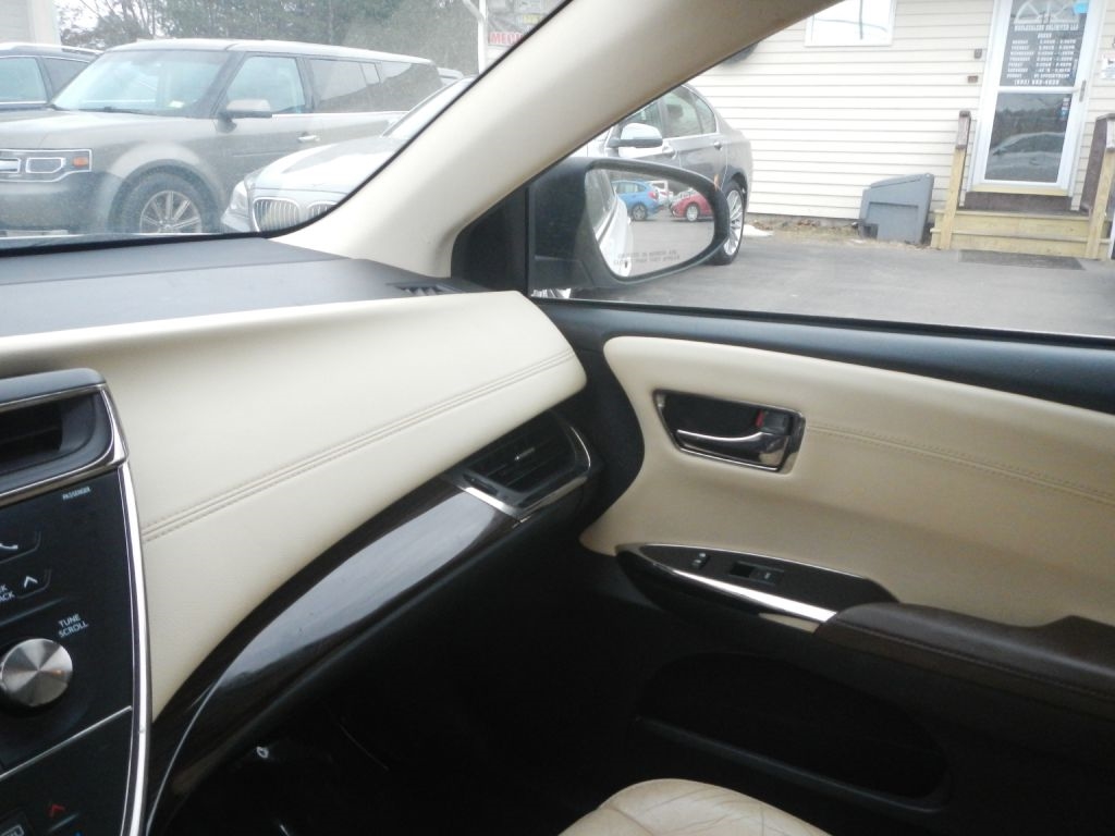 Toyota Avalon Hybrid XLE Premium 2015