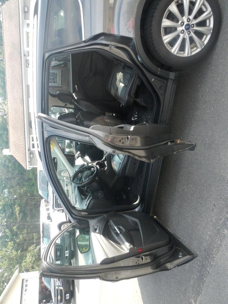 Ford Escape Titanium 4WD 2017