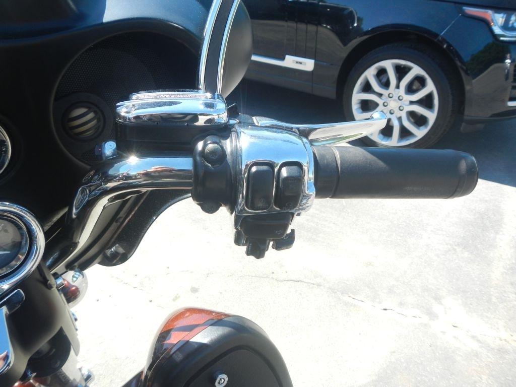 Harley-Davidson Electra Glide Ultra Limited  2011