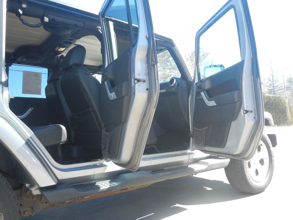 Jeep Wrangler Unlimited Sahara 4WD 2013