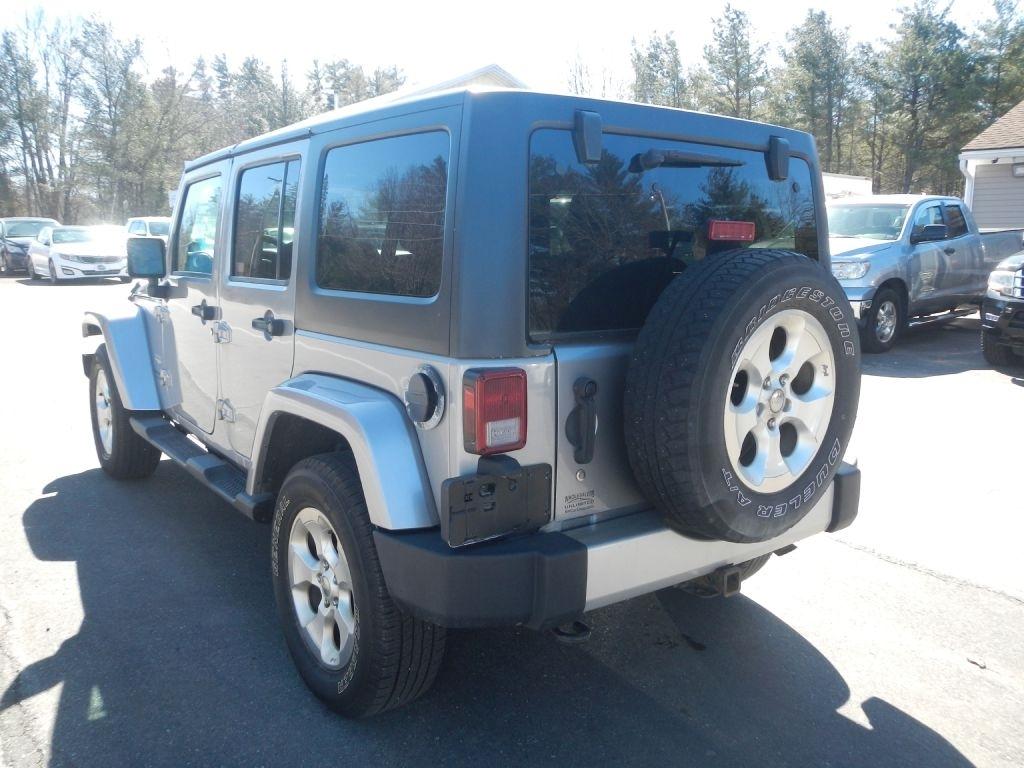 Jeep Wrangler Unlimited Sahara 4WD 2013
