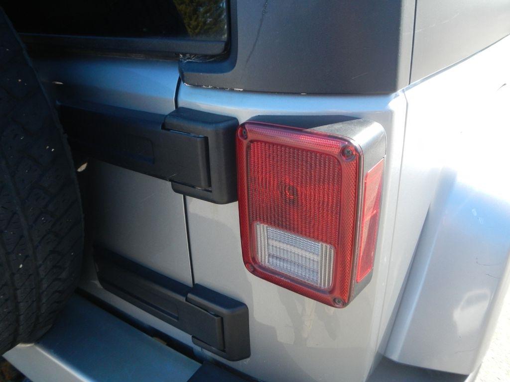 Jeep Wrangler Unlimited Sahara 4WD 2013