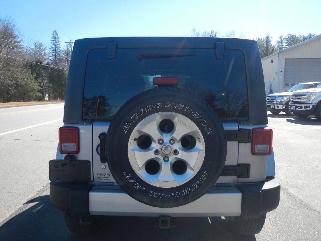 Jeep Wrangler Unlimited Sahara 4WD 2013