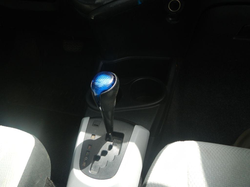 Toyota Prius c One 2012