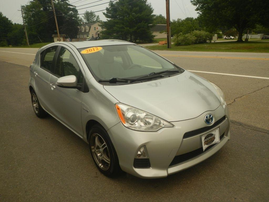 Toyota Prius c One 2012