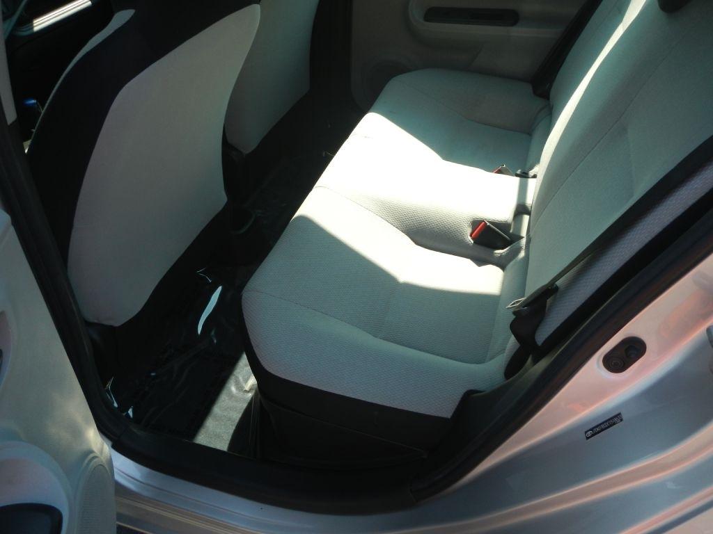 Toyota Prius c One 2012