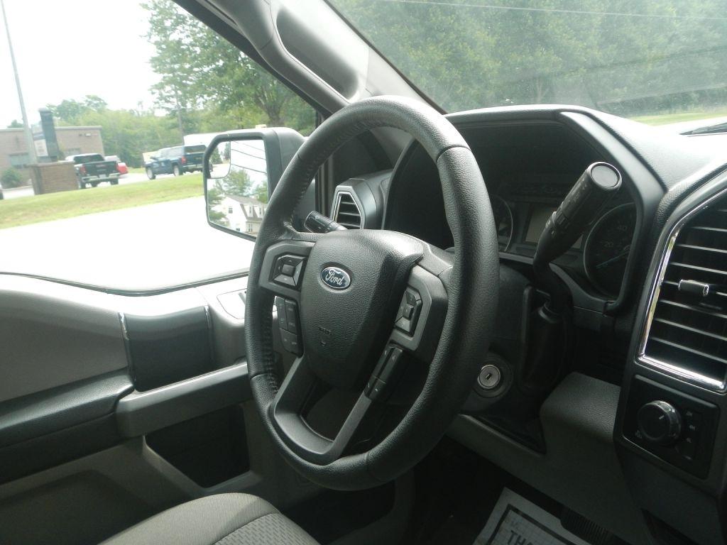 Ford F-150 XLT SuperCrew 5.5-ft. Bed 4WD 2016