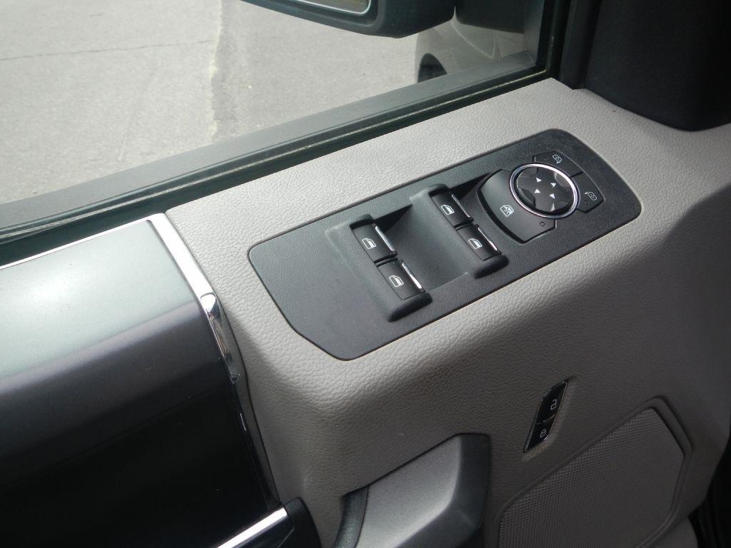 Ford F-150 XLT SuperCrew 5.5-ft. Bed 4WD 2016