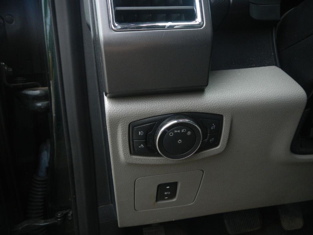 Ford F-150 XLT SuperCrew 5.5-ft. Bed 4WD 2016