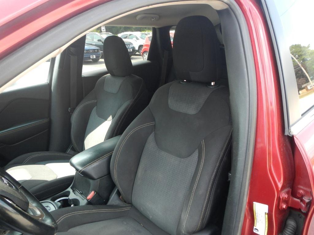 Jeep Cherokee Latitude 4WD 2015