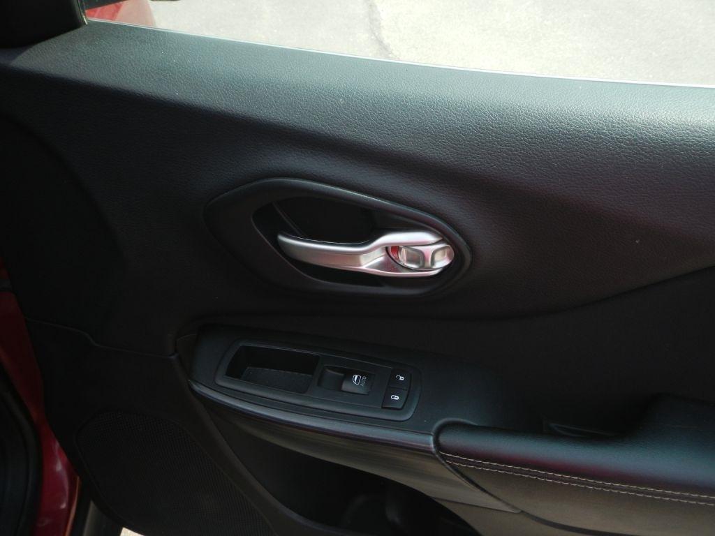 Jeep Cherokee Latitude 4WD 2015