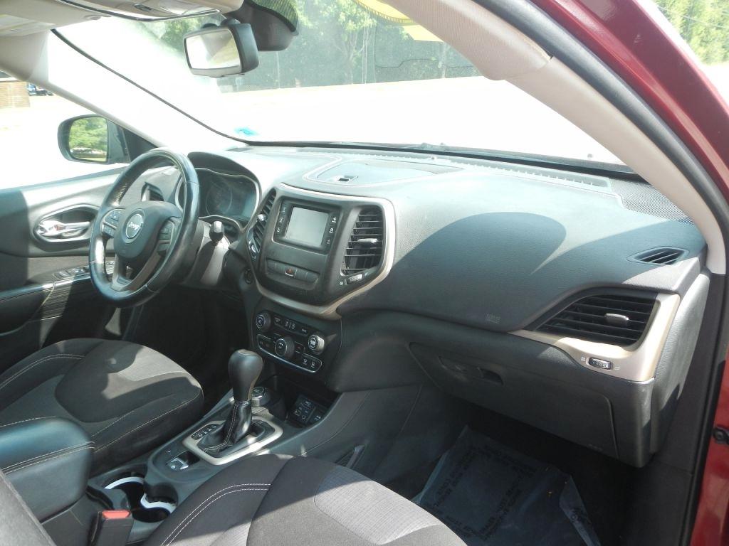 Jeep Cherokee Latitude 4WD 2015