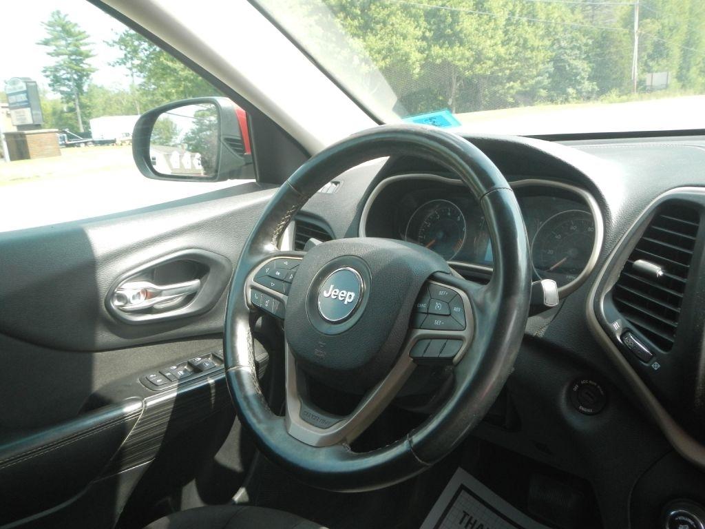 Jeep Cherokee Latitude 4WD 2015